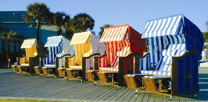 beach cabana lounge chairs 